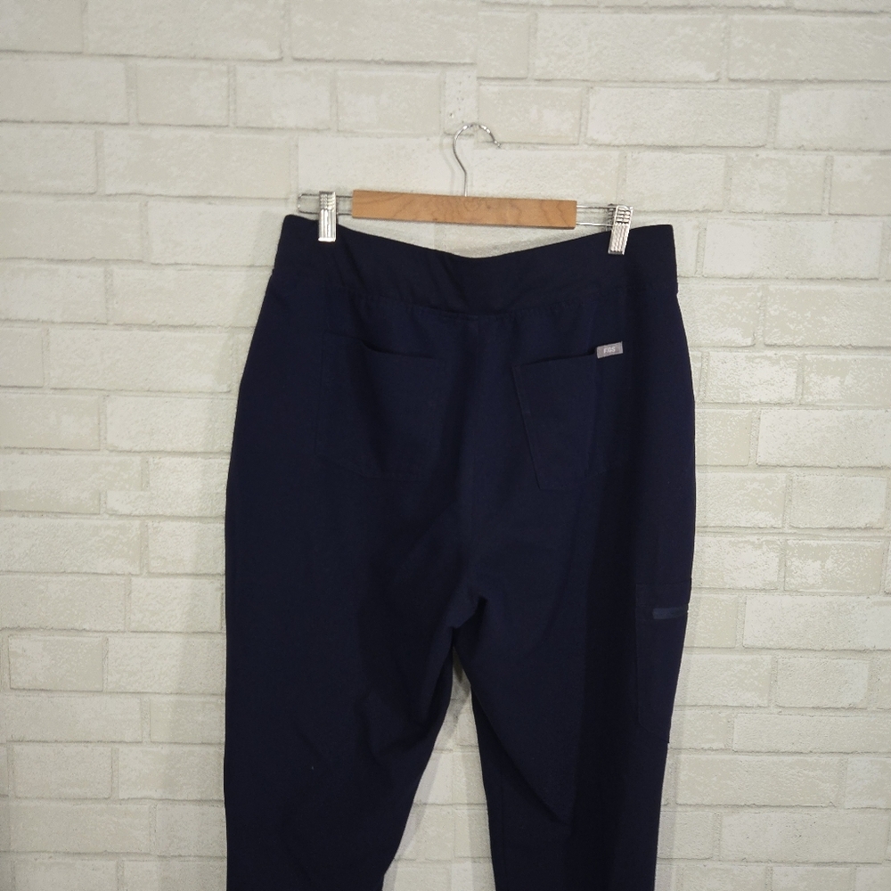 FIGS navy joggers - Picture 8 of 15